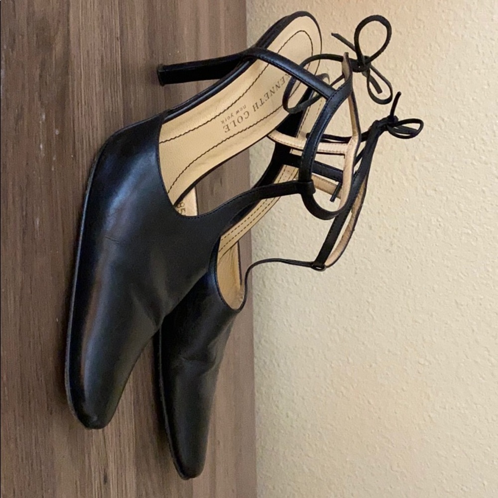 Kenneth Cole New York heels